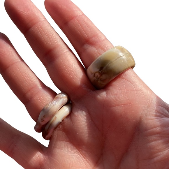 Set of 3 Marbled Chunky Earth Tone Neutral Rings - Picture 11 of 11